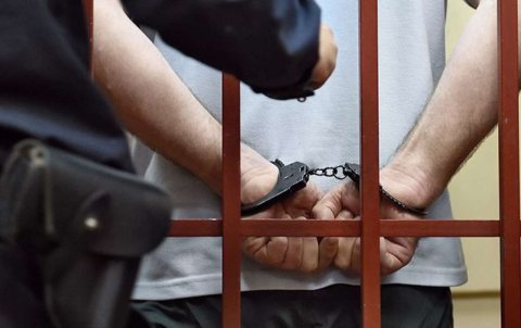 Makler 15 min manata bu UNİVERSİTETİN diplomunu "satmaq" istədi, həbs edildi