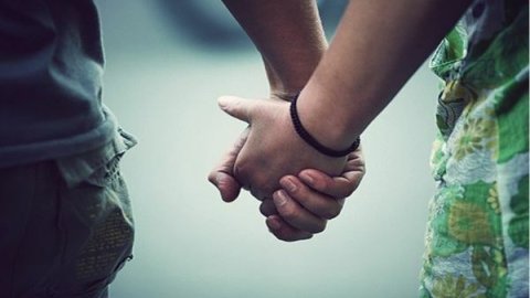 Sevgilisi tərəfindən qaçırılan qız: "Xahiş edirəm, azadlığa buraxın, evlənək"