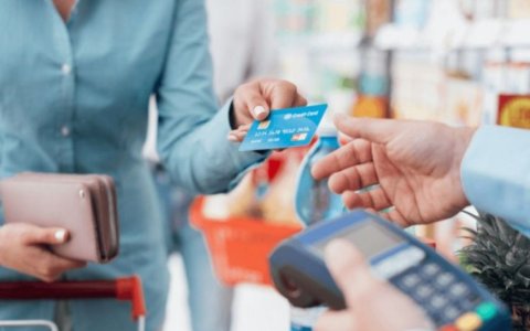 Öz bank kartını "drop", yəni cinayət faktlarından istifadə edilməsi üçün digər şəxslərə verənlər gələcəkdə cinayət məsuliyyətinə cəlb edilə bilər.