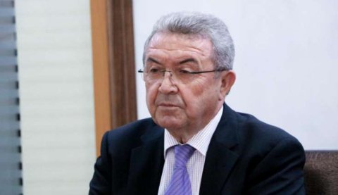 "Onsuz keçinmək mümkün deyil" - Sabiq nazir