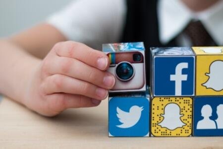 “Azyaşlılarda yanlış davranışlar: Sosial şəbəkələr rol oynayırmı?”