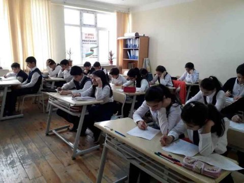 Sabahdan bu məktəblər DİSTANT təhsilə KEÇİR