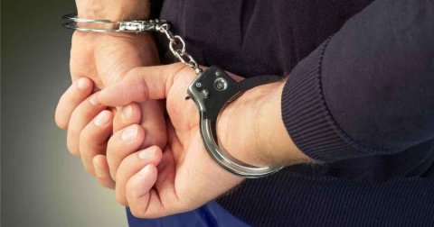 Övladını təhlükəli vəziyyətdə motosikletlə apardı - Saxlanıldı