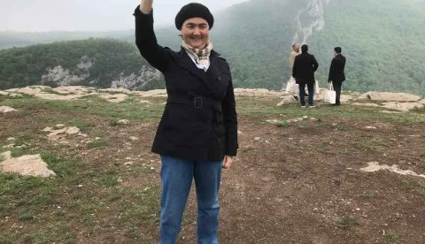 Əməkdar jurnalist komaya düşdü - Vəziyyəti ağırdır