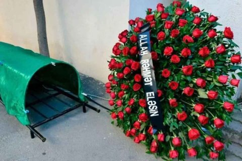 Bakıda futbolçu vəfat etdi - FOTO