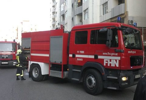 Binəqədi rayonunda yanğın başladı